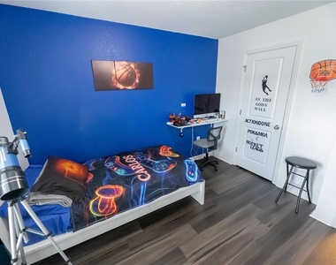844 Grandin Street - Photo Thumbnail 21