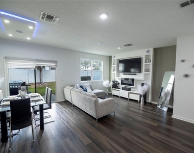 844 Grandin Street - Photo Thumbnail 9
