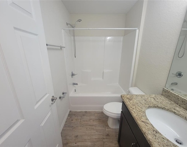42 Juniper Loop Circle - Photo Thumbnail 6