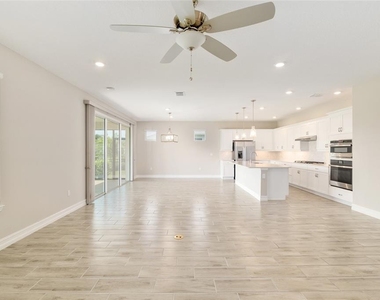 4419 Nw 54th Terrace - Photo Thumbnail 17