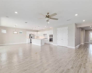 4419 Nw 54th Terrace - Photo Thumbnail 18