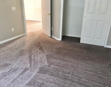 540 Woodland Terrace Boulevard - Photo Thumbnail 27