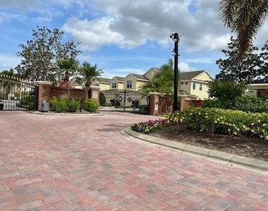 540 Woodland Terrace Boulevard - Photo Thumbnail 48
