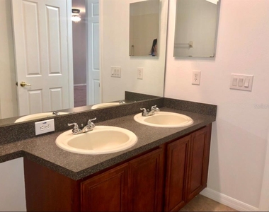 540 Woodland Terrace Boulevard - Photo Thumbnail 42