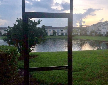 540 Woodland Terrace Boulevard - Photo Thumbnail 34