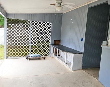 1315 E Hancock Drive - Photo Thumbnail 11