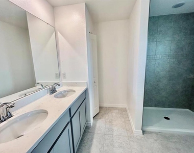 10771 Ironwood Tree Way - Photo Thumbnail 7