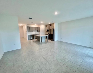 10759 Ironwood Tree Way - Photo Thumbnail 4