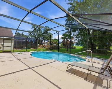 2537 Chatham Circle - Photo Thumbnail 23