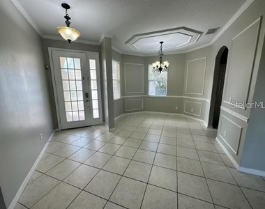 11732 Via Lucerna Circle - Photo Thumbnail 2