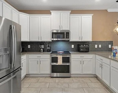 2968 Penelope Loop - Photo Thumbnail 6