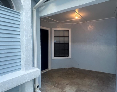 1212 Indian Bluff Drive - Photo Thumbnail 2