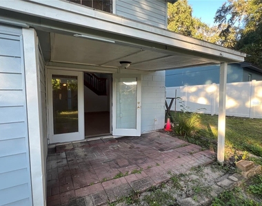 1212 Indian Bluff Drive - Photo Thumbnail 13