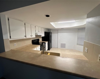 1212 Indian Bluff Drive - Photo Thumbnail 7