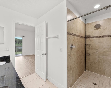 13438 Fairway Glen Drive - Photo Thumbnail 20