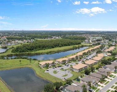 13438 Fairway Glen Drive - Photo Thumbnail 24