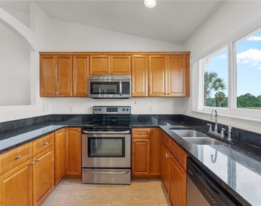 13438 Fairway Glen Drive - Photo Thumbnail 13