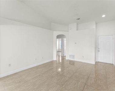 13438 Fairway Glen Drive - Photo Thumbnail 5
