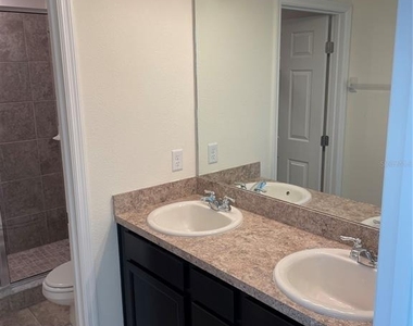 181 Holly Village Drive - Photo Thumbnail 18