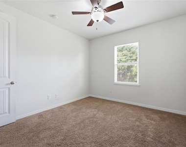 13786 Summer Harbor Court - Photo Thumbnail 43