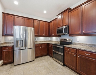 13786 Summer Harbor Court - Photo Thumbnail 23