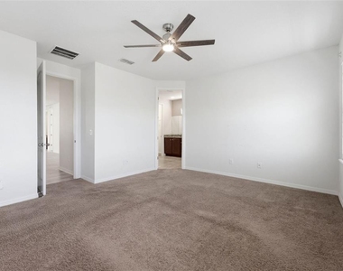 13786 Summer Harbor Court - Photo Thumbnail 33