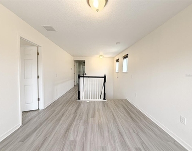11804 Silverlake Park Drive - Photo Thumbnail 20