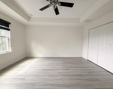 11804 Silverlake Park Drive - Photo Thumbnail 27