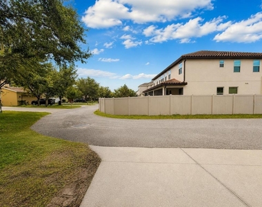 11804 Silverlake Park Drive - Photo Thumbnail 34