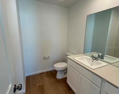 1554 Plank Place - Photo Thumbnail 12