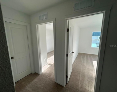 1554 Plank Place - Photo Thumbnail 10