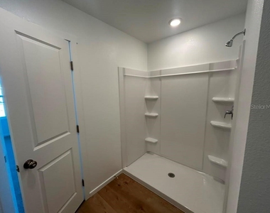 1554 Plank Place - Photo Thumbnail 13