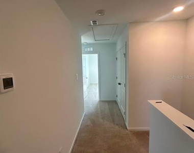 1554 Plank Place - Photo Thumbnail 4