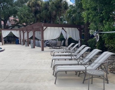 546 Via Fontana Drive - Photo Thumbnail 23