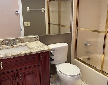 546 Via Fontana Drive - Photo Thumbnail 17