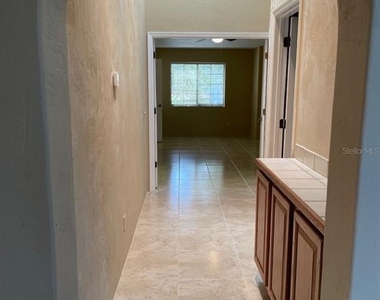 546 Via Fontana Drive - Photo Thumbnail 10