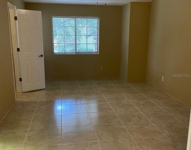 546 Via Fontana Drive - Photo Thumbnail 11