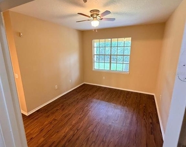 2668 Robert Trent Jones Drive - Photo Thumbnail 10