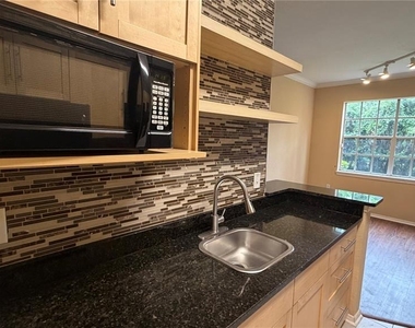 2668 Robert Trent Jones Drive - Photo Thumbnail 6