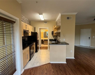 2668 Robert Trent Jones Drive - Photo Thumbnail 13