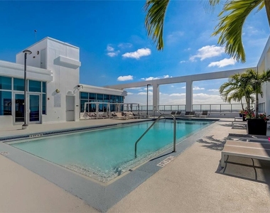 260 S Osceola Avenue - Photo Thumbnail 7