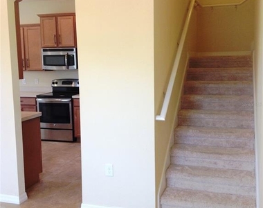 6532 S Goldenrod Road - Photo Thumbnail 6