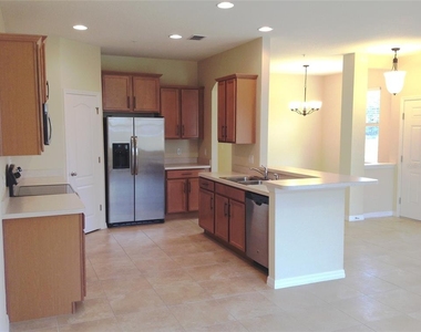 6532 S Goldenrod Road - Photo Thumbnail 4
