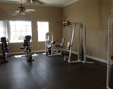 6532 S Goldenrod Road - Photo Thumbnail 17