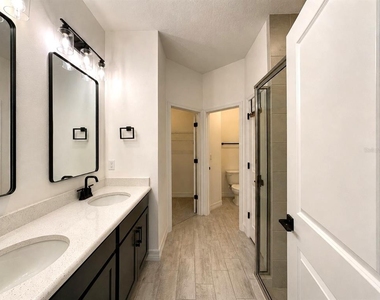 5815 Camilla Street - Photo Thumbnail 16