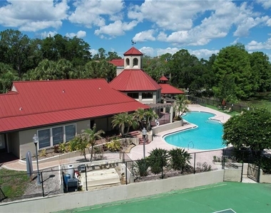 249 Afton Square - Photo Thumbnail 18