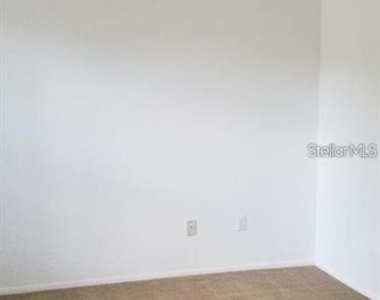 249 Afton Square - Photo Thumbnail 9