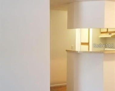 249 Afton Square - Photo Thumbnail 3