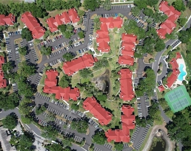 249 Afton Square - Photo Thumbnail 28