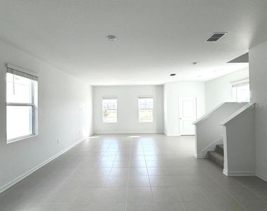 2165 Stake Out Way - Photo Thumbnail 10
